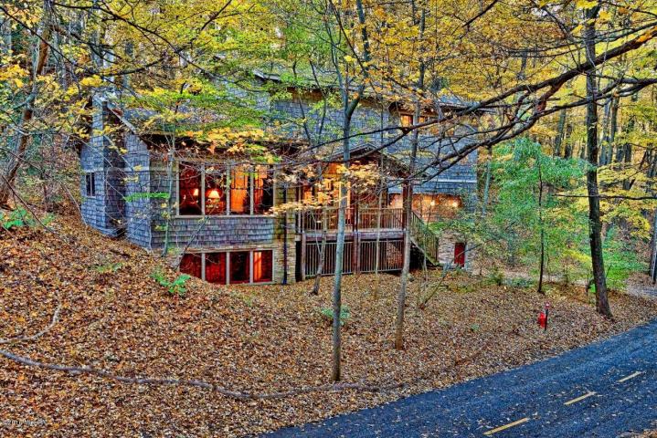 Country Homes Acreage Real Estate Country Homes By Michigan